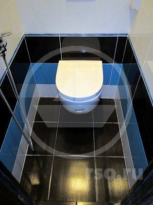 Гигиенический душ расположенный рядом с подвесной чашей унитаза удобен по определению и для своих непосредственных функций, и для набора воды, скажем в ведро для мытья полов.