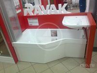 Торговый зал первого этажа Строймаркета. В отделе Сантехника постоянно обновляющийся ассортимент ванн, унитазов, умывальников и аксессуаров, оплатив которые на втором этаже вы можете заказать комплексный ремонт в фирме Ремсантехотряд.