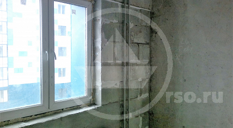 Фото квартир без ремонта в новостройке по сути, представляют из себя унылое зрелище, тем более учитывая общий уровень современного капитального строительства. Наша задача, как отделочников и заключается в том, чтобы из имеющегося помещения, применяя свой труд и обширные знания представить клиентам законченный интерьер, радующий глаз на долгие годы.