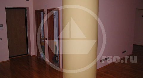 Зачастую, ремонт квартир паркет в которых требуется особый - или по составу материала, или по способам укладки, продолжается дольше, чем предполагалось изначально проходит таким образом по причинам, связанным с временем необходимым на тщательную укладку дорогого материала.