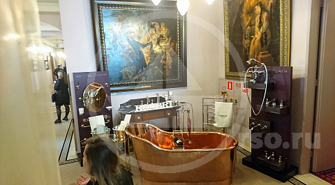 Самуил Хит создание и&nbsp;изготовление сантехники высочайшего качества. Созданные в&nbsp;Англии заслужившие признания производственные технологии. Каждое изделие произведено из&nbsp;лучших материалов и&nbsp;отделано вручную с&nbsp;особой тщательностью, чтобы насладиться им&nbsp;на&nbsp;долгие годы.