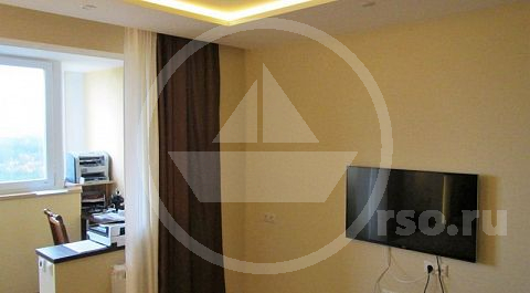 Возможность объединять выносные площади лоджий и балконов существенно увеличивает полезное внутреннее пространство квартиры и повышает удобство проживания членов семьи.