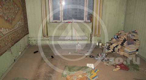 Зачистка гостиной произведена от пола до потолка.