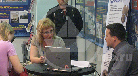 Обсуждение ремонта загородного дома начинается с тщательной проработки всех деталей будущих работ и заканчивается получением заказчиками полного объёма информации, способствующего заключению договора.