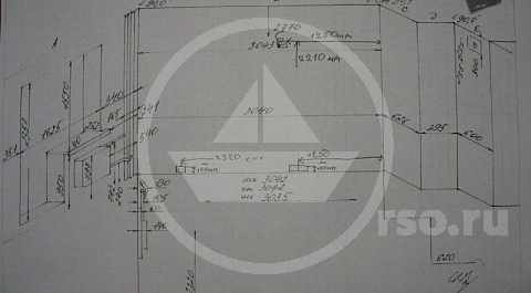Предварительное проектирование кухни вполне может быть выполнено самостоятельно. По крайней мере это поможет понять, нуждается ли созданная таким образом схема в серьёзных и затратных доработках профессиональных проектировщиков.