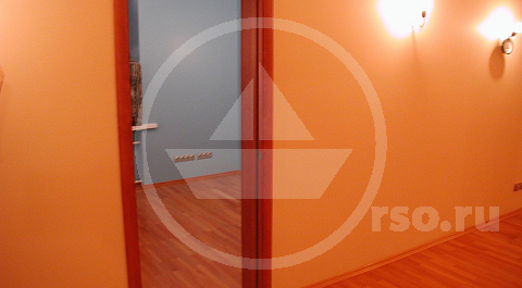 Установка паркета разных вариантов от инженерной доски, до штучного и модульного включает в перечень подготовки основы пола дополнительную шлифовку для нужного выравнивания.